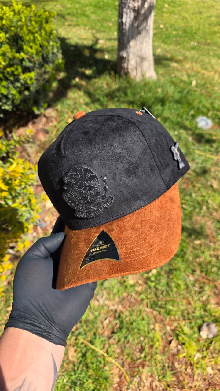 CRISTO ROTO NEGRO CAFE GAMUZA