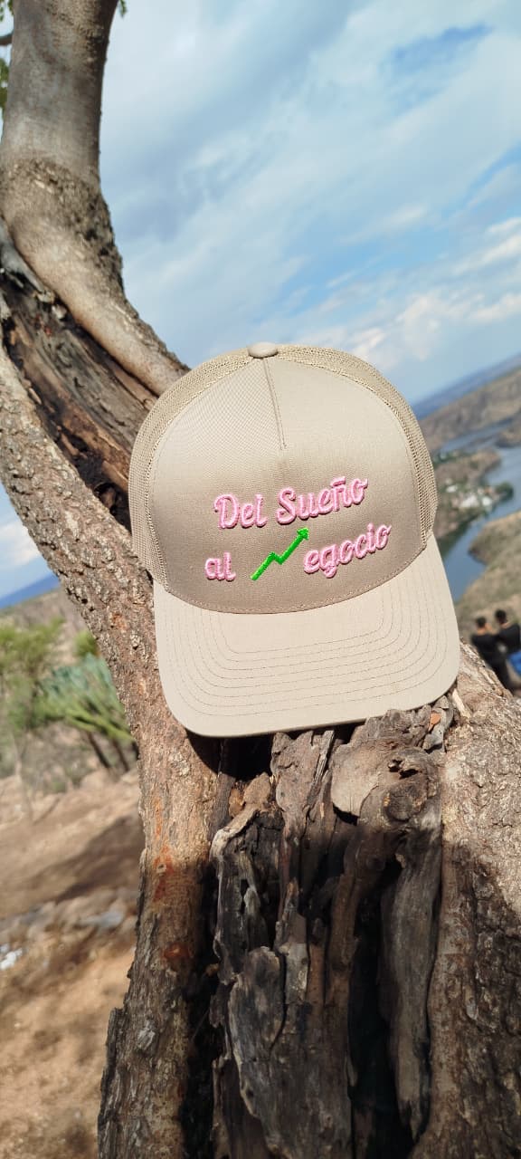 "DEL SUEÑO AL NEGOCIO" COLOR BEIGE