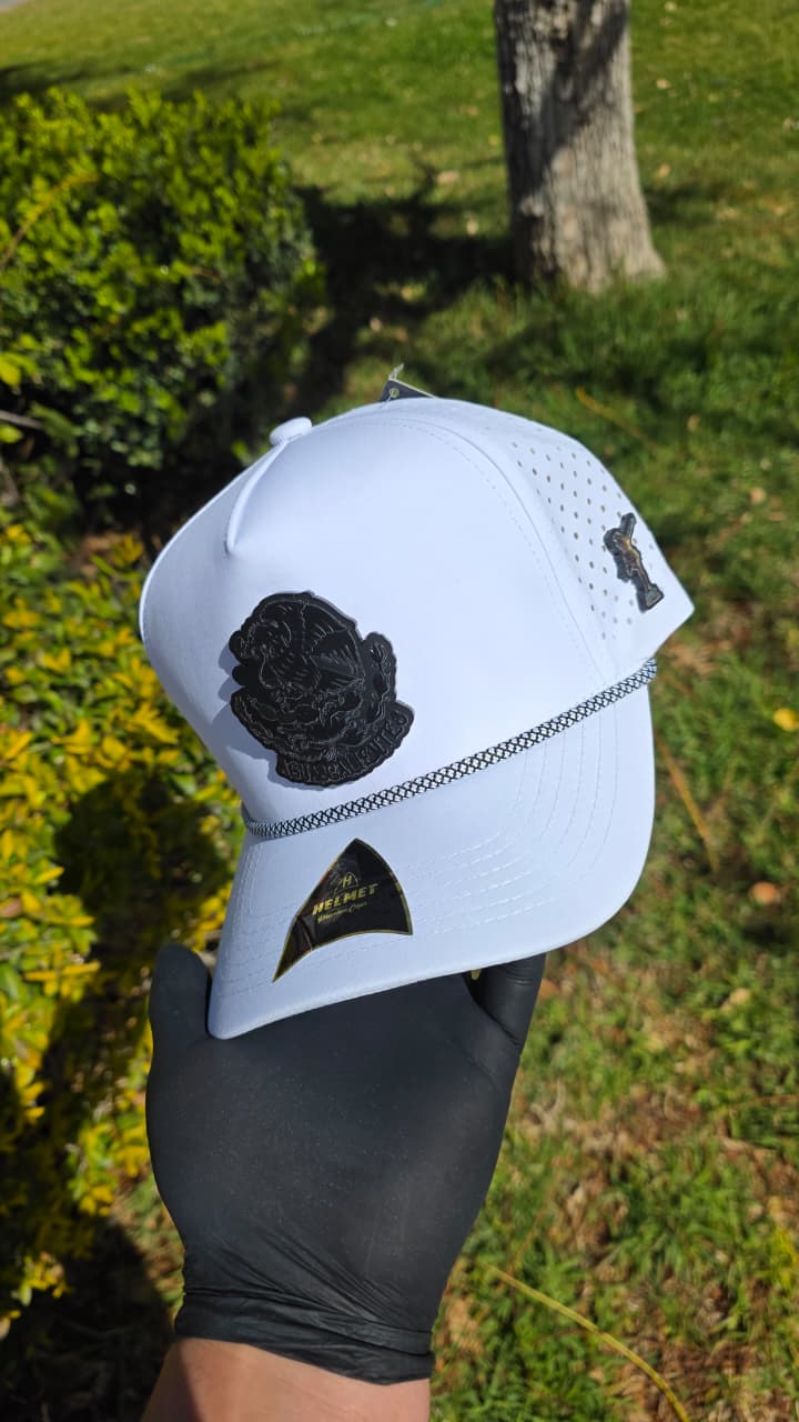 CRISTO ROTO BLANCA CON CORREA