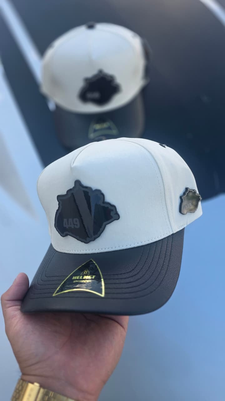 449 BLACK/WHITE